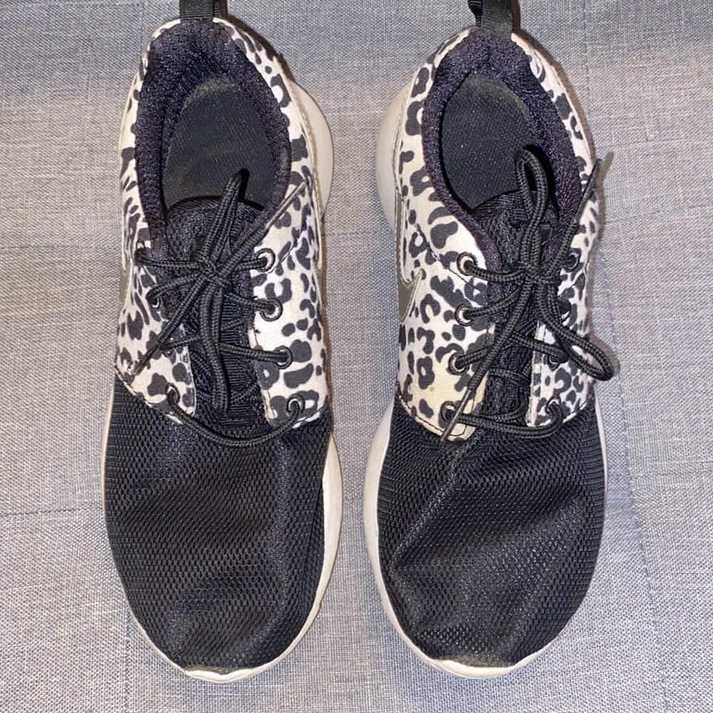Nike Roche Run! Cheetah print.